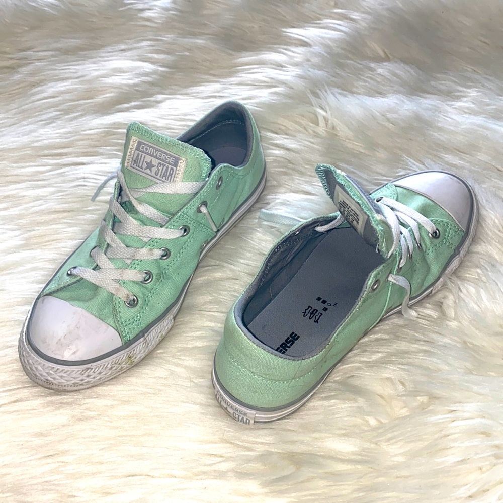 Converse - Picture 2 of 7